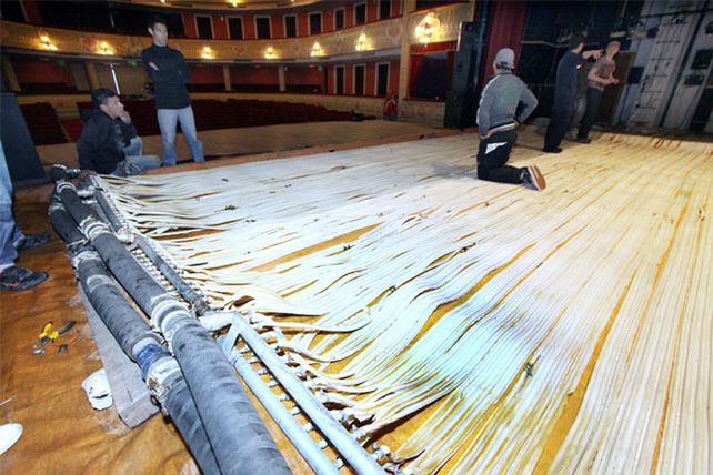 El escenario del Teatro Municipal se transforma en pista de hielo