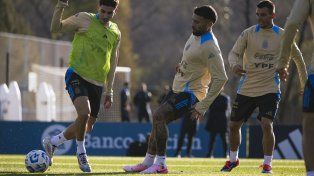 El equipo de Scaloni se volvió a mover en el predio de Ezeiza.