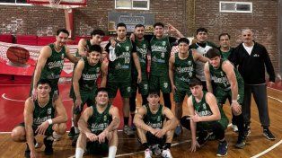 Torneo Oficial A2: Regatas (C), Regatas (SF) y Alumni siguen invictos