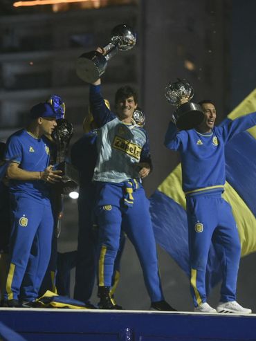 Rosario Central armó su fiesta en el Monumento a la Bandera tras ganarle a Estudiantes