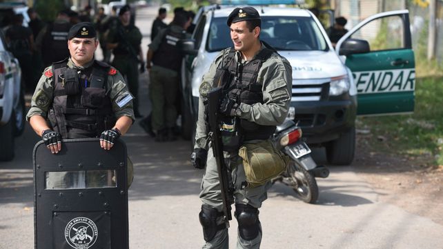 Detienen con un arma a un adolescente vinculado a la banda de Los Monos