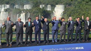 Milei y Lula Da Silva se saludaron en la cumbre del Mercosur