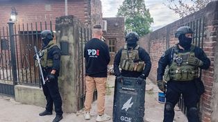 Más de 20 allanamientos: desarticularon al Clan Araujo en Yapeyú, atraparon a un usurero y recuperaron la moto del fiscal