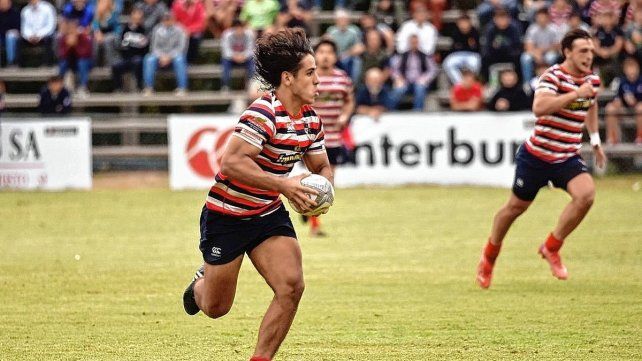 El inside Valentín Fernández es uno de los jugadores más importantes y sólidos de Santa Fe Rc.