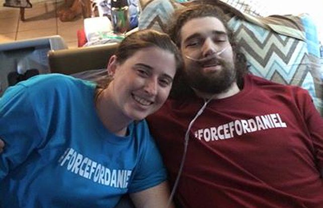 El joven cumplió su última voluntad gracias a una campaña en las redes sociales.