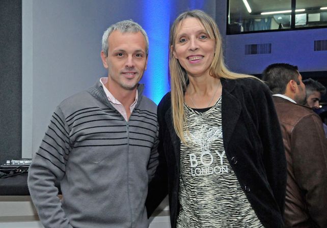 Alejandro Weigand y Verónica Flores.