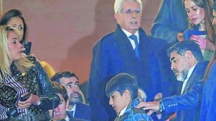 Pelea a los gritos de Maradona y su pareja en un hotel de Madrid: intervino la policía
