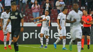 El ex-Atlético Paraná Lisandro Alzugaray sigue dándole alegrías al equipo ecuatoriano.