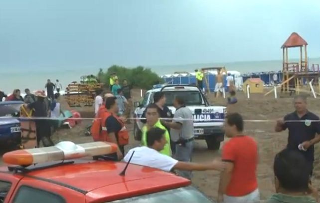 El 9 de enero un rayo cayó en las playas de Gesell y murieron 4 personas.