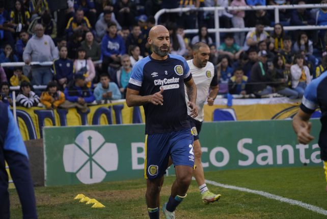 Cuidado I. Quintana jugó por Copa Argentina pero no estaba al cien.