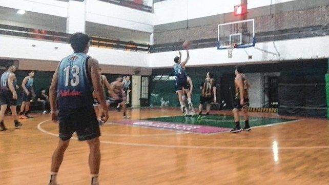 Banco y República continúan invictos en el Oficial U21