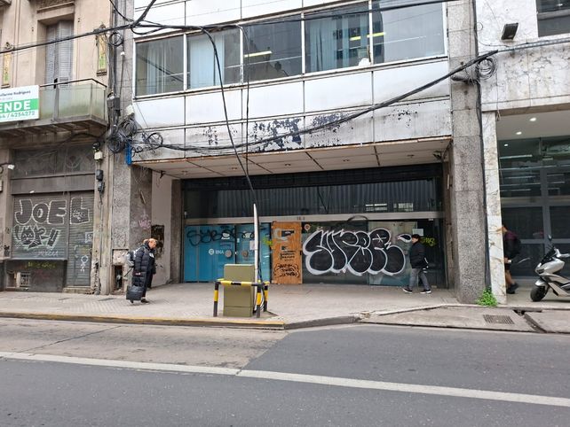 La postal de calle Santa Fe cambia su fisonomía
