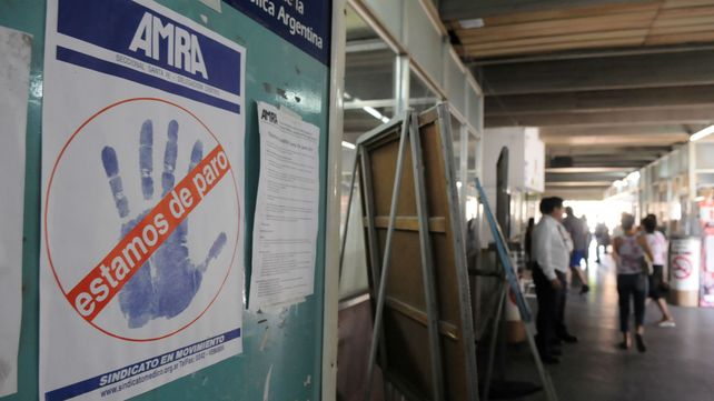 Huelga de 24 horas de los médicos en los hospitales