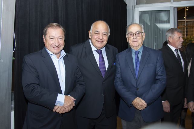 Manuel Síntes, Arturo Araujo y  Manuel Jaugueri