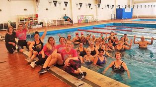Actividades como acuagym podrán realizarse en los natatorios municipales desde el próximo lunes.