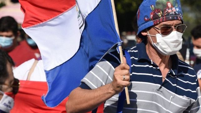 Covid: el crecimiento descontrolado de casos en Brasil jaquea a la región