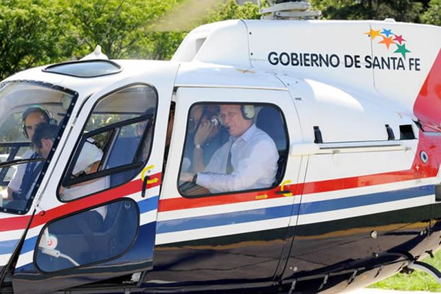 El helicóptero oficial estrenó luces y aterrizó en las redes