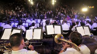 Otra vez el rock santafesino se fusiona con los sonidos sinfónicos