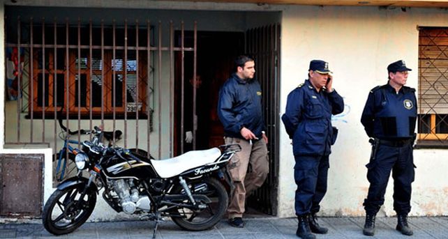 Atentado incendiario en la casa del principal sospechoso de ser el asesino de Candela