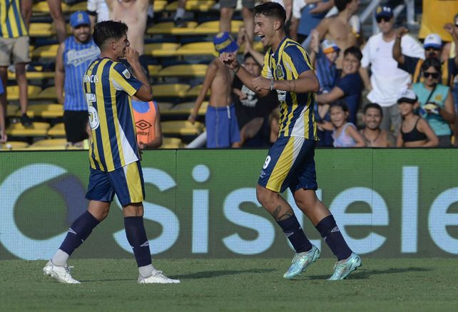 Alejos Veliz fue el autor del gol con el que Central le dio vuelta el partido a Arsenal, también en el Gigante de Arroyito.