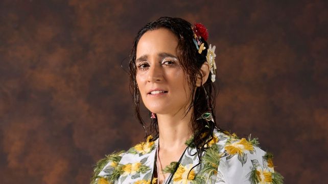 La mexicana Julieta Venegas lanzó a lo largo del año un disco y un libro que van hacia sus orígenes territoriales y musicales