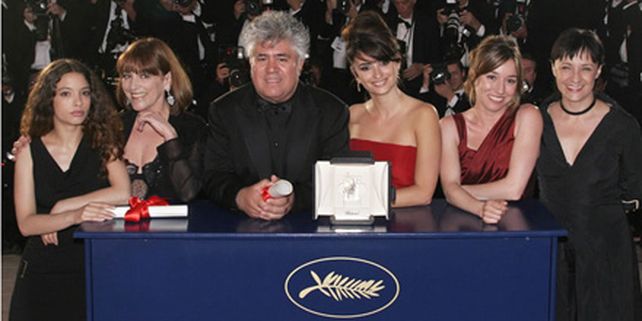 Almod&oacute;var arremete contra el modelo de familia que defiende el Vaticano