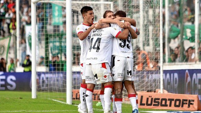 Newells venció a Sarmiento y llegó a la tercera posición