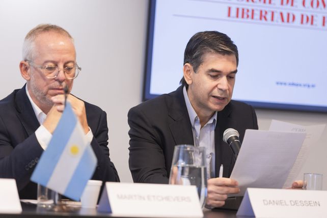 Adepa advirtió sobre presiones al periodismo y cuestionó la Oficina de Respuesta Oficial