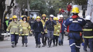 Rescataron esta madrugada dos cuerpos más y el número de víctimas llegó a 17