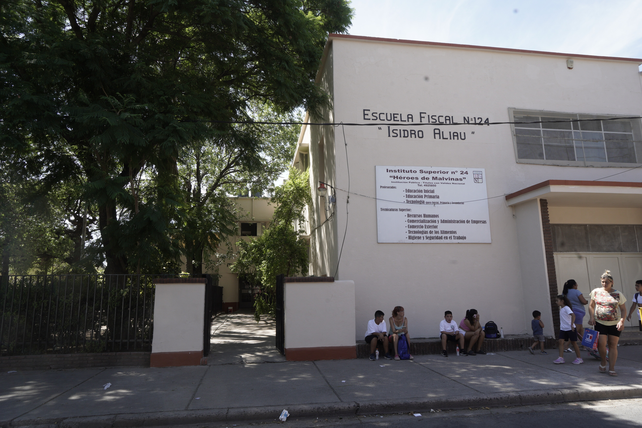 En la Escuela Nº124 de Villa Gobernador Gálvez