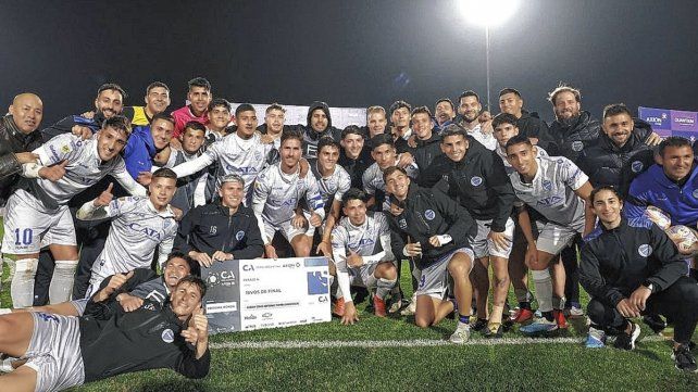 Godoy Cruz festejó su pasaje a la siguiente instancia de la Copa Argentina.