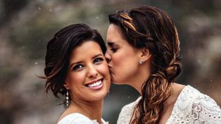 En Cataluña hay cada vez menos bodas tradicionales y más matrimonios entre mujeres