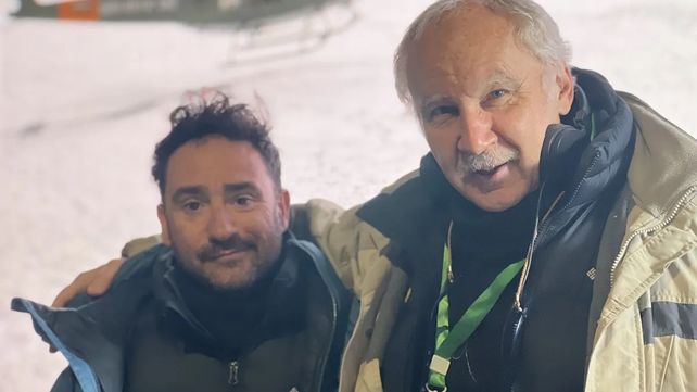 Juan Antonio Bayona con Pablo Vierci durante el rodaje.
