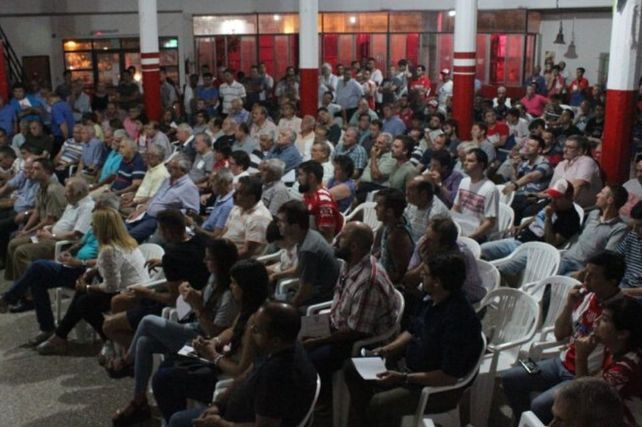 Unión hizo el llamado a la Asamblea que será clave para el futuro del club