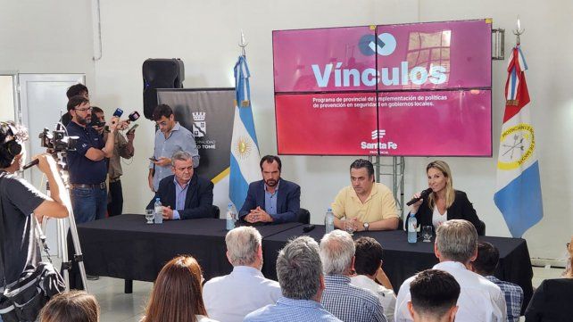 Provincia puso en marcha en Santo Tomé el programa de seguridad “Vínculos”