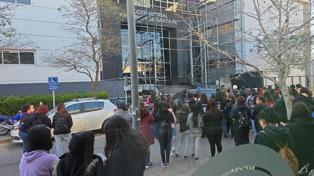 La movilización realizada frente a los Tribunales de Villa Constitución.&nbsp;