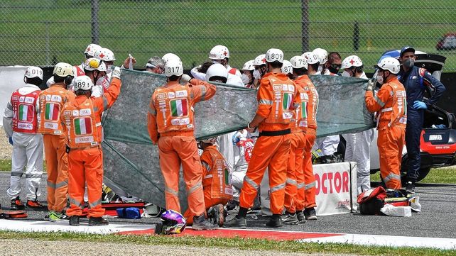 El piloto suizo Jason Dupasquier falleció como consecuencia del grave accidente sufrido en los ensayos de Moto3. 
