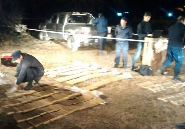 Secuestraron 194 ladrillos de marihuana en un procedimiento en la localidad de Andino
