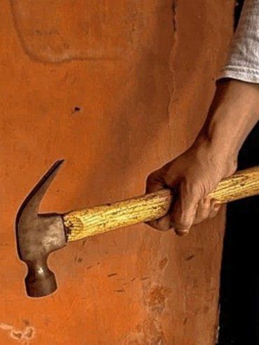 Colón: madre habría golpeado a su hija en la cabeza con un martillo y denuncian fallas en salud mental