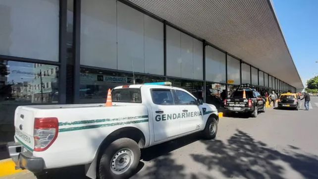 Evacuaron la terminal de ómnibus de Rosario por una amenaza de bomba