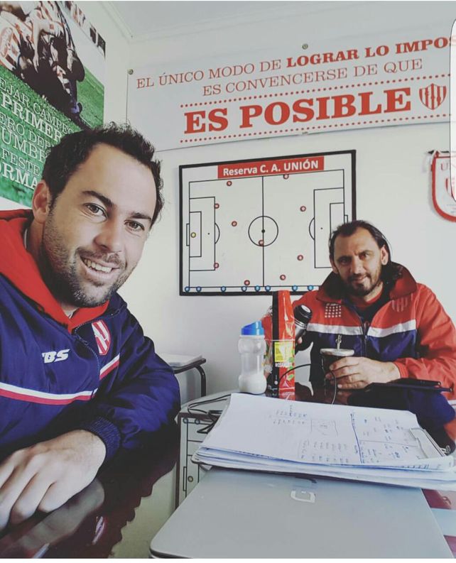 Compromiso asumido. El que tienen Juampi Pumpido y Martín Mazzoni; también se hacen un tiempo de compartir buenos mates.