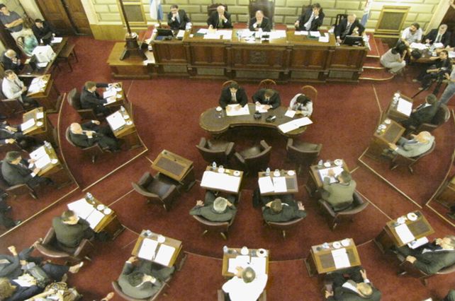 En espera. Recién el próximo miércoles se reunirán las comisiones y al día siguiente se sabrá qué harán los senadores.