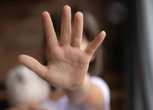 Comenzó el juicio contra un abuelo y un tío de una niña por abuso sexual