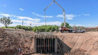 Paraná: avanza la obra en una calle olvidada y estratégica