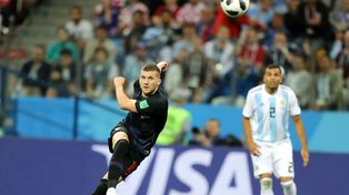 Rebic: Quería la camiseta de Messi, pero los argentinos me causaron mala impresión