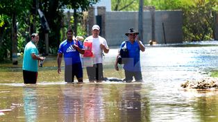 Crecida del Paraná: piden ayuda para los municipales