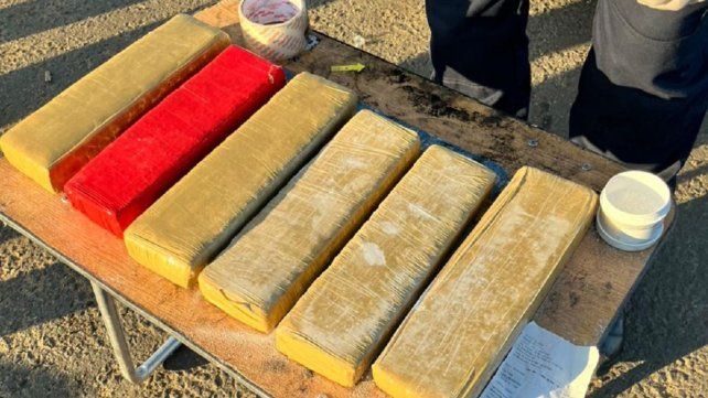 La Policía de Entre Ríos detuvo a dos personas que trasladaban casi ocho kilos de drogas en la ciudad de Concordia.