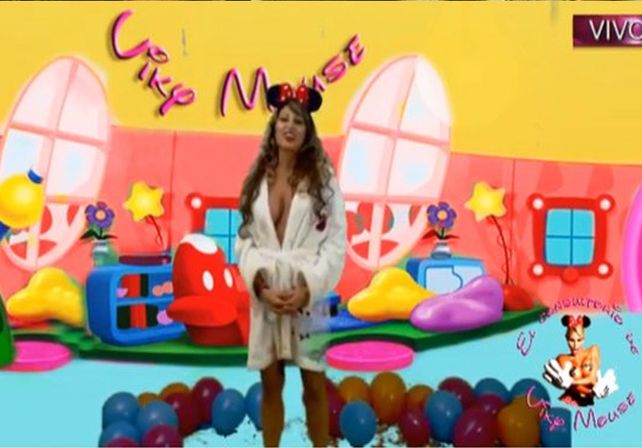 Vicky Xipolitakis estrenó su programa en internet y a pocas horas lo eliminó: ¿qué pasó?