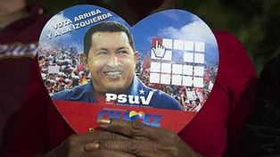 Un diario de España afirma que el presidente venezolano, Hugo Chávez, está en coma inducido