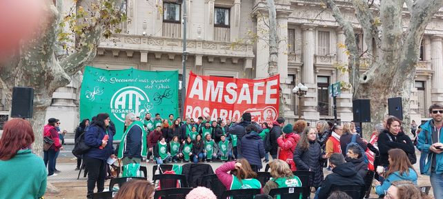 La convocatoria se realizó en la Plaza San Martín.